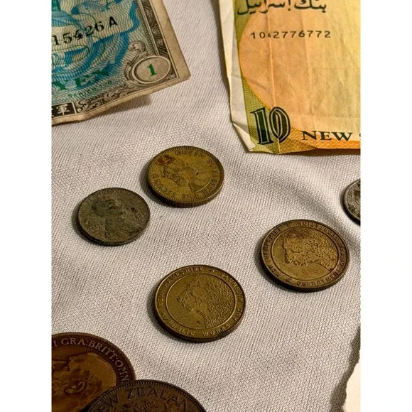 Vintage International Currency Lot  Israel Banknotes 1916 Penny 1962 Stamp - Picture 15 of 16